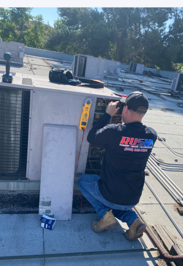 Rush AC Technician fixing another ac system